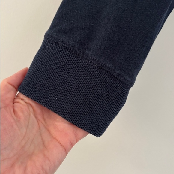 Abercrombie & Fitch Men's Large Long Sleeve‎ Graphic T-Shirt Blue Classic A&F - Picture 6 of 7